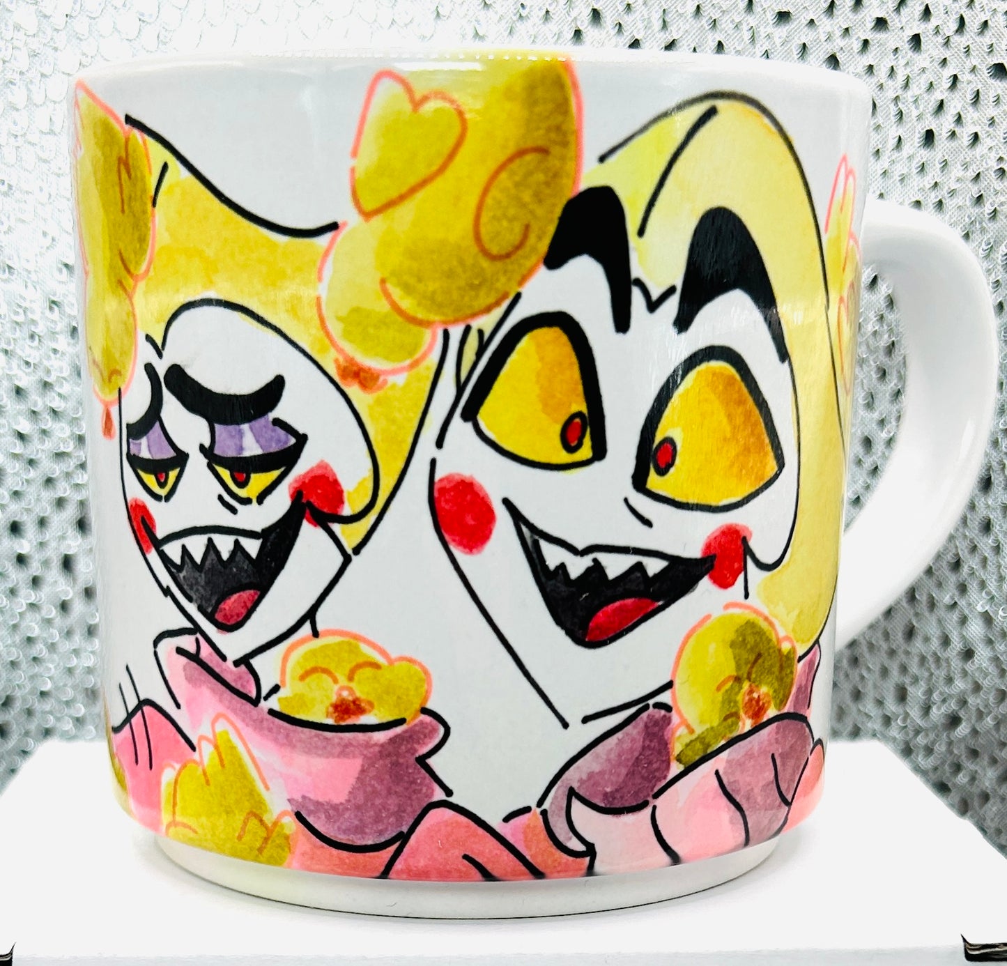 Tazza Lucifer disegnata a mano – Mug Hazbin Hotel artigianale