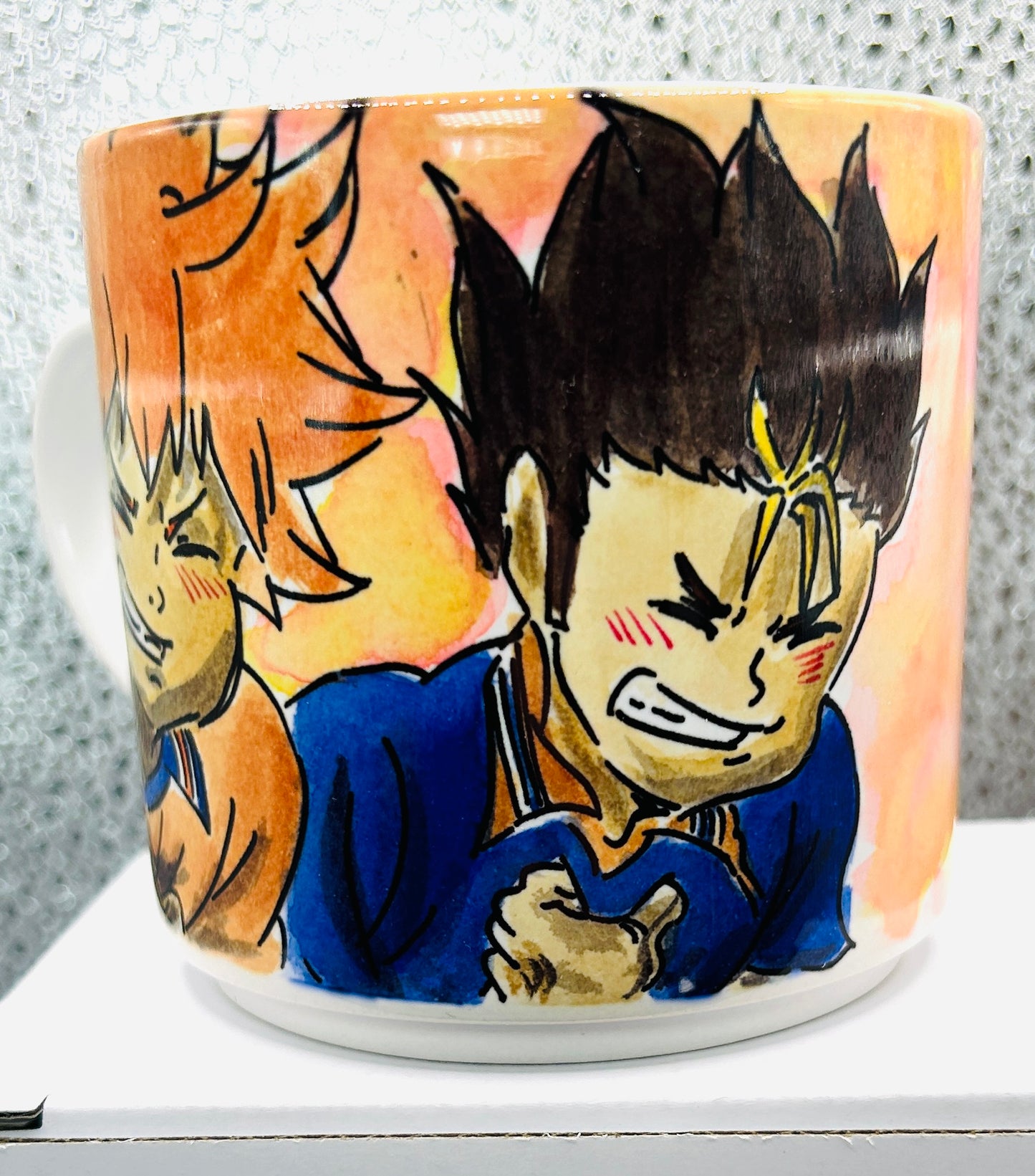 Tazza Haikyu!! Disegnata a Mano – Nishinoya, Hinata e Daichi