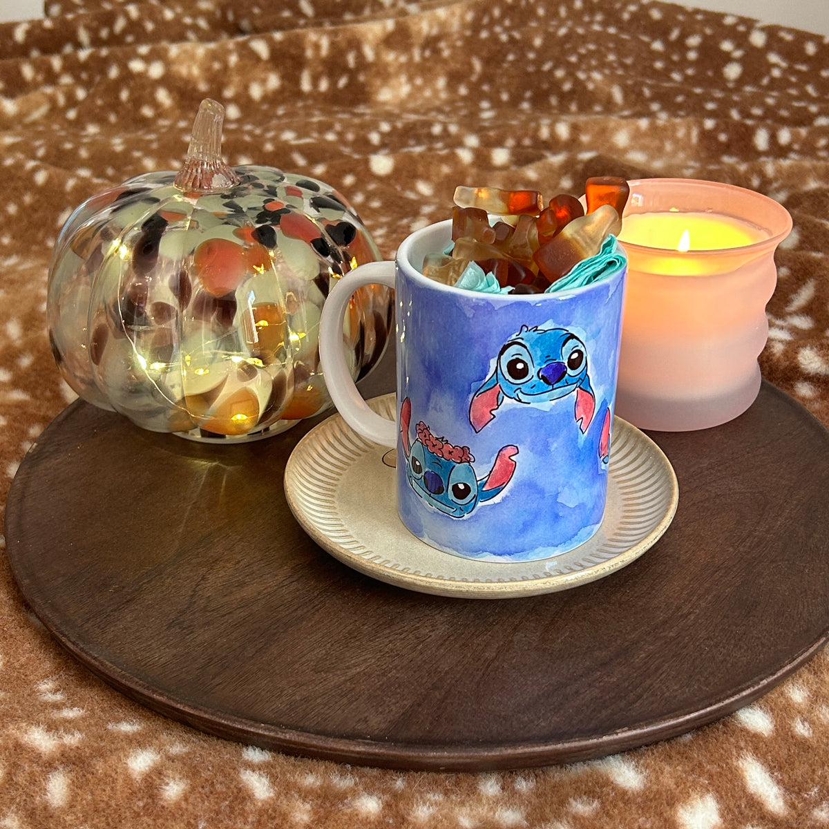 Tazza Stitch Disegnata a Mano – Cozy Disney Mug 👽