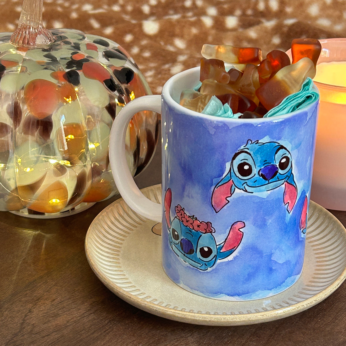 Tazza Stitch Disegnata a Mano – Cozy Disney Mug 👽