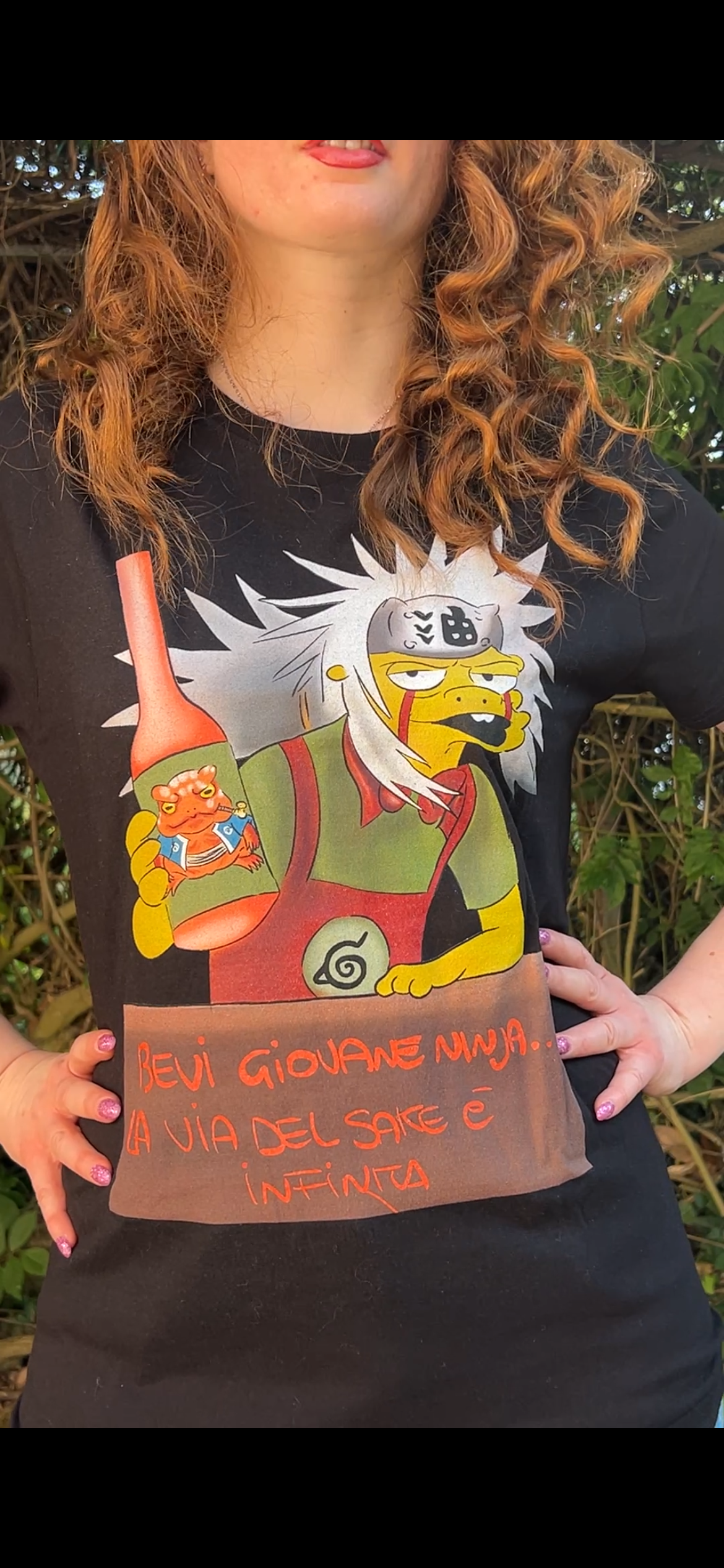 Maglietta Simpson X Jiraiya “ bevi giovane ninja la via del saké é infinita– Moe ✨