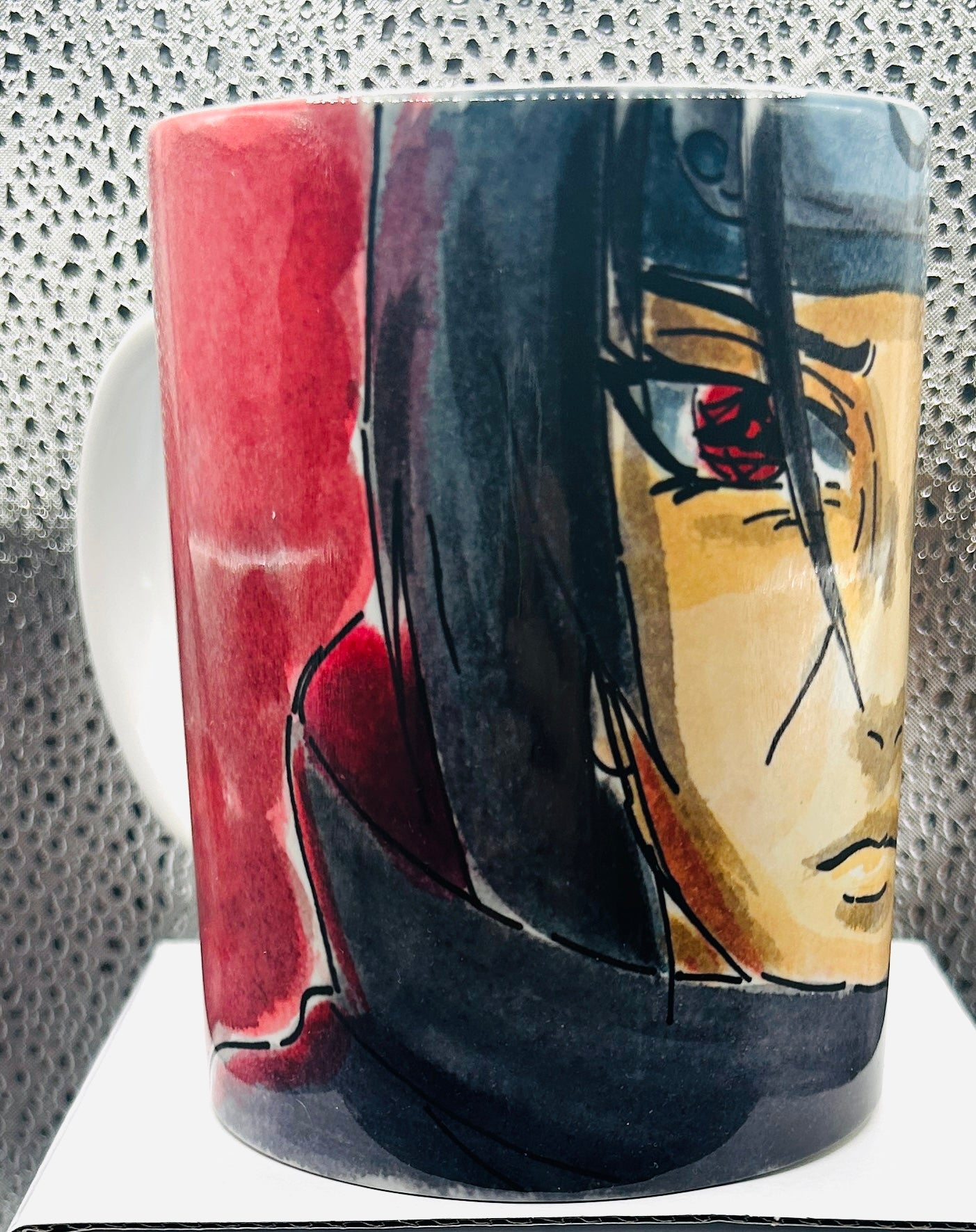 Tazza disegnata a mano – Itachi Uchiha (Naruto) | Versione 2