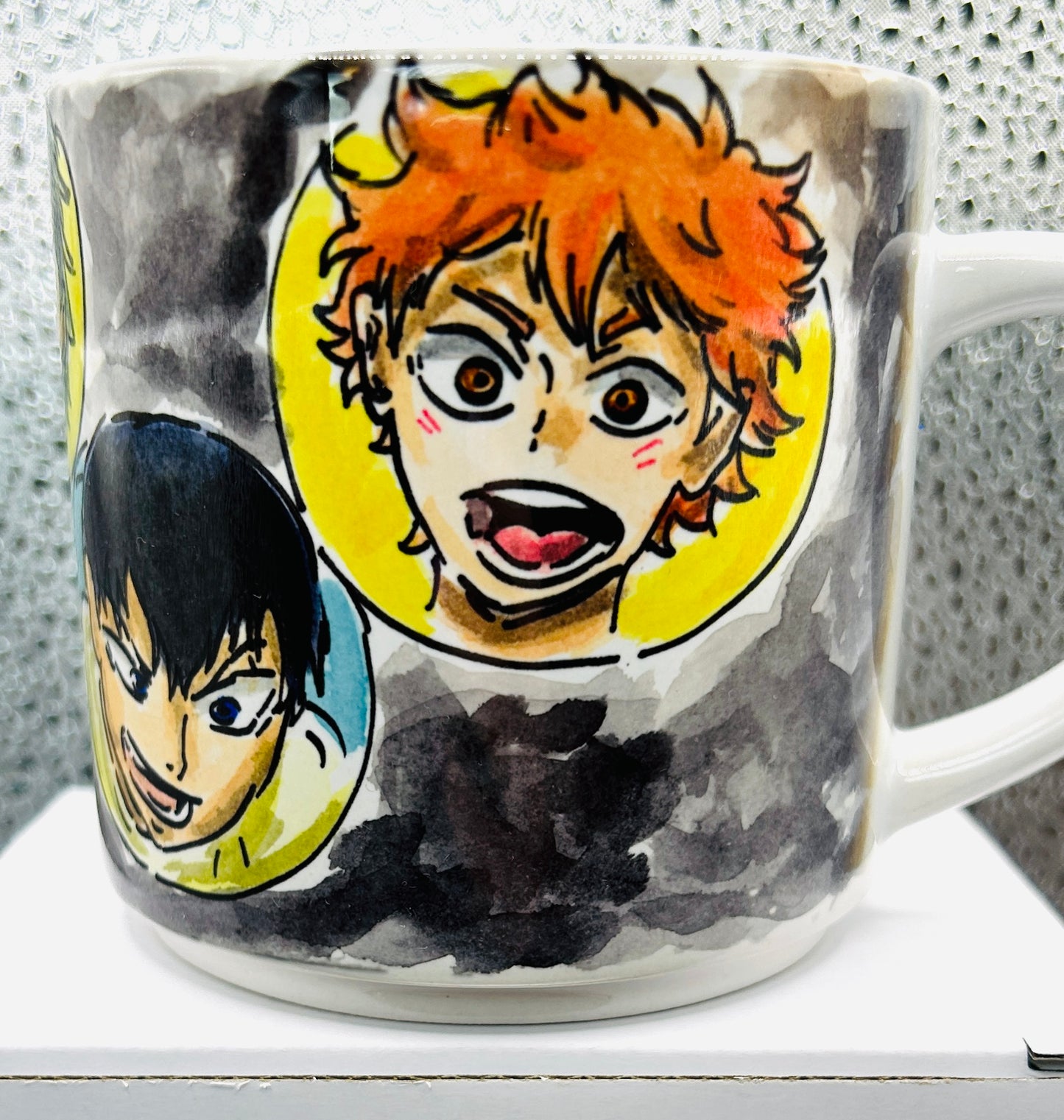 Tazza Karasuno – Corvo Iconico Dipinto a Mano | Haikyuu